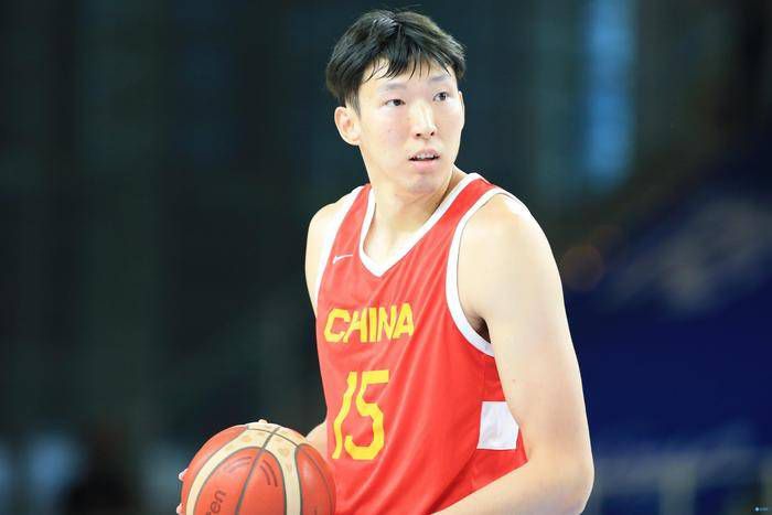 在国米对阵博洛尼亚的意大利杯比赛中，劳塔罗突发出现伤病。